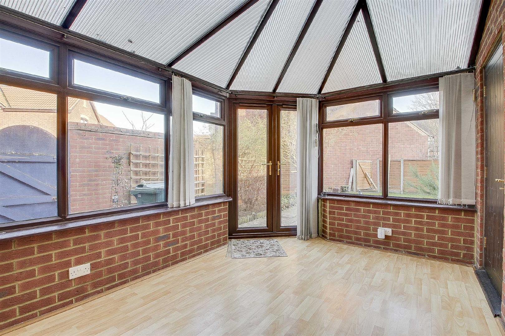 Edstone Place, Emerson Valley, Milton Keynes